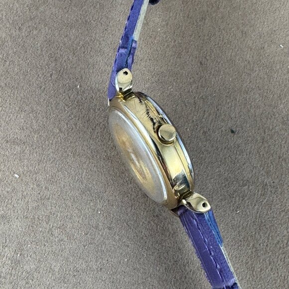 Vintage Pulsar Moon Phase Gold Tone Watch Lavender Embossed Leather Strap - Picture 5 of 7